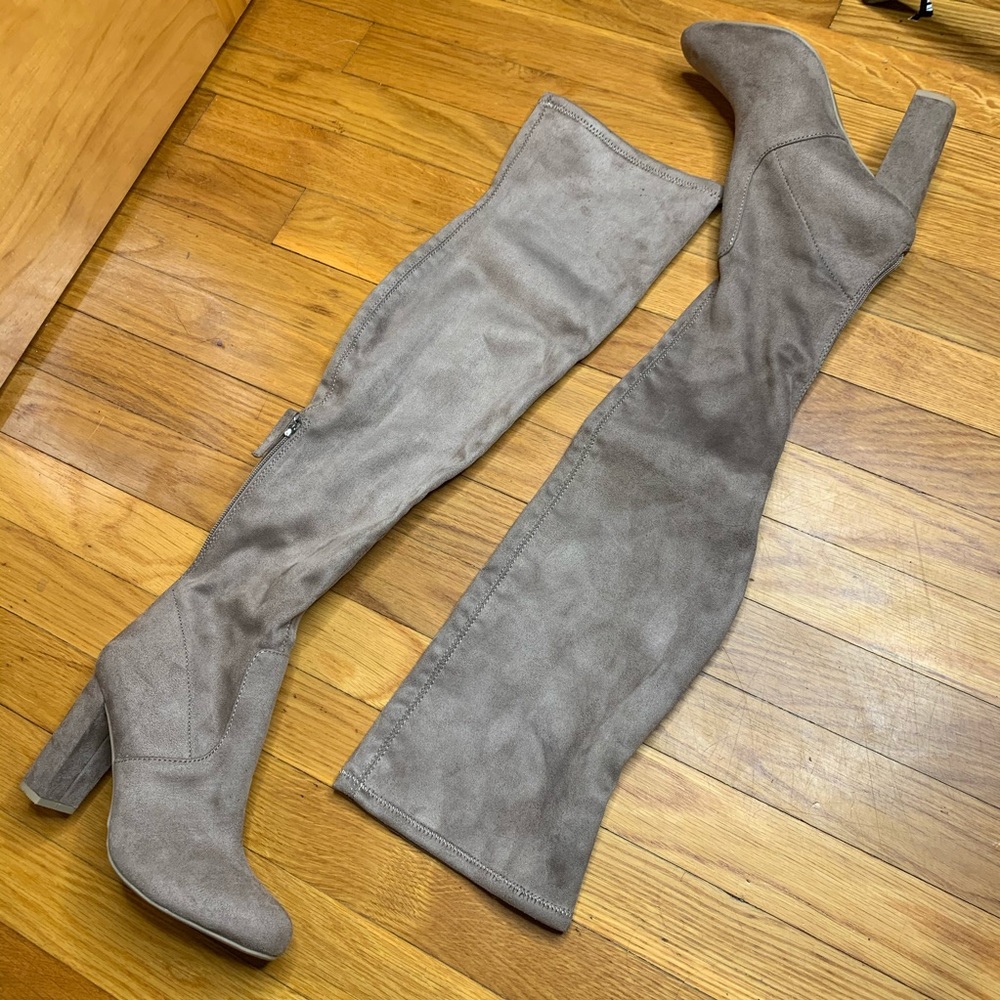 New York co. Tall thigh high heels